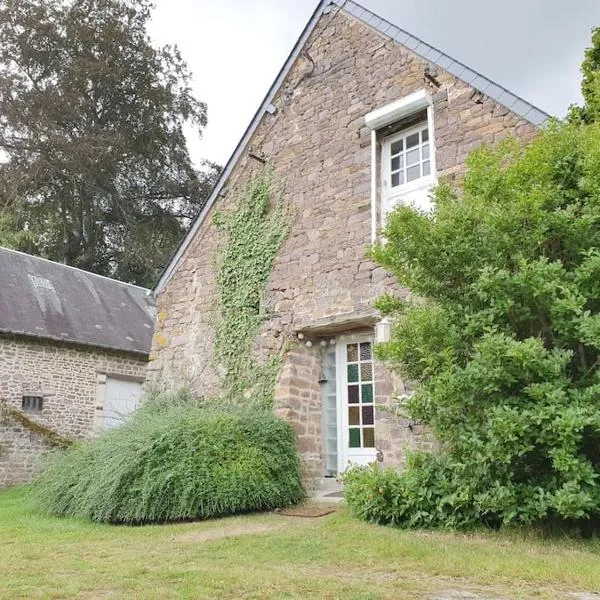 Gite du Hêtre Pourpre, hotel em Clécy