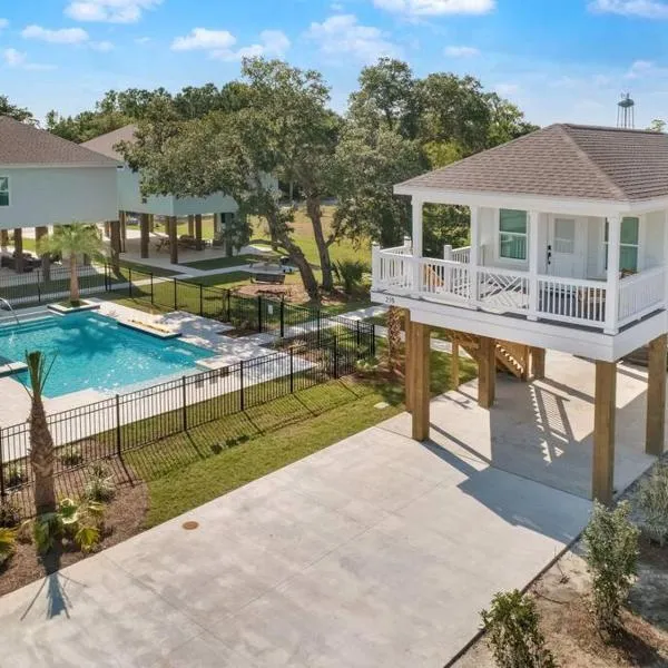 Waveland Beach Cottage 215, hotel in Waveland