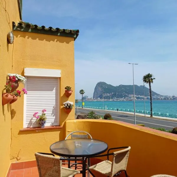 Gibraltar Views Guest House, hotel v destinaci La Línea de la Concepción