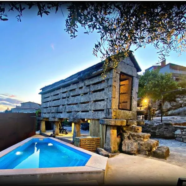 A Casa do Ferreiro, hotel in Pontevedra