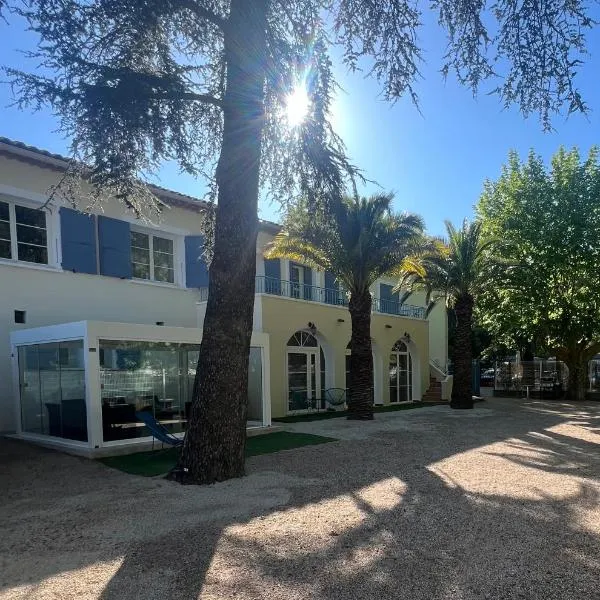 Le refuge du littoral n2, hotel v destinaci Grimaud