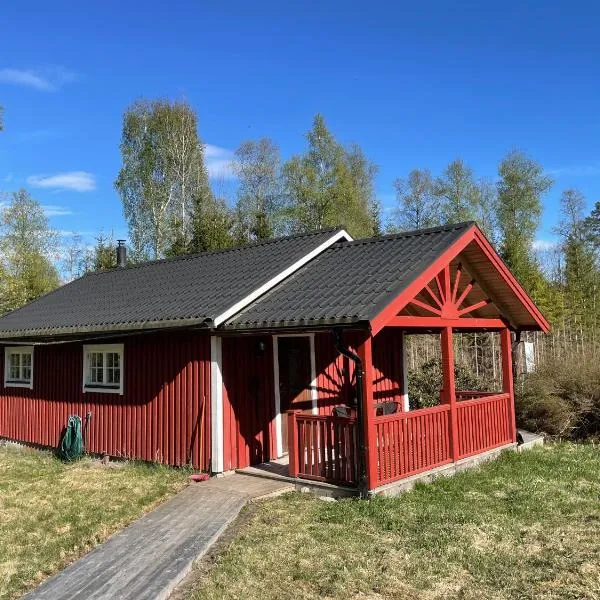 Björkebostugan at the end of the road, hotel in Axland