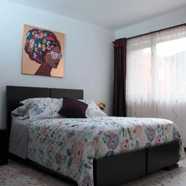 Hospedaje juandi, hotel v destinaci Medellín