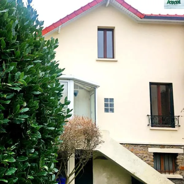 Ô Cottage - Maison d'hôtes proche Paris à 20 minutes – hotel w mieście Deuil-la-Barre