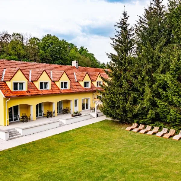 Penzion Kormorán, hotel ve Vranově nad Dyjí