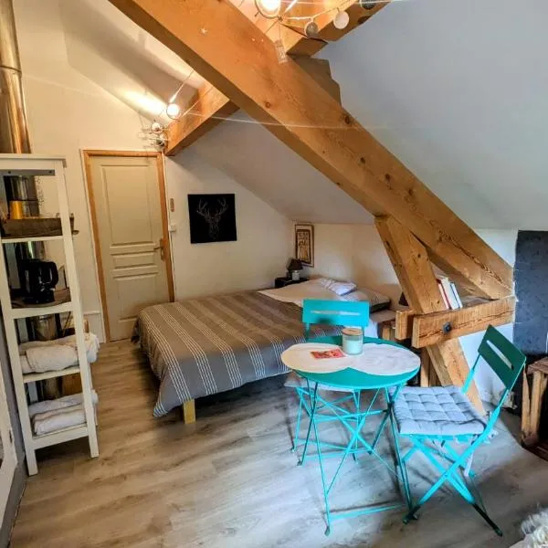 Au bon endroit -- Chambre chez l'habitant -- Via Rhona, hotel v destinaci Jonzier-Épagny