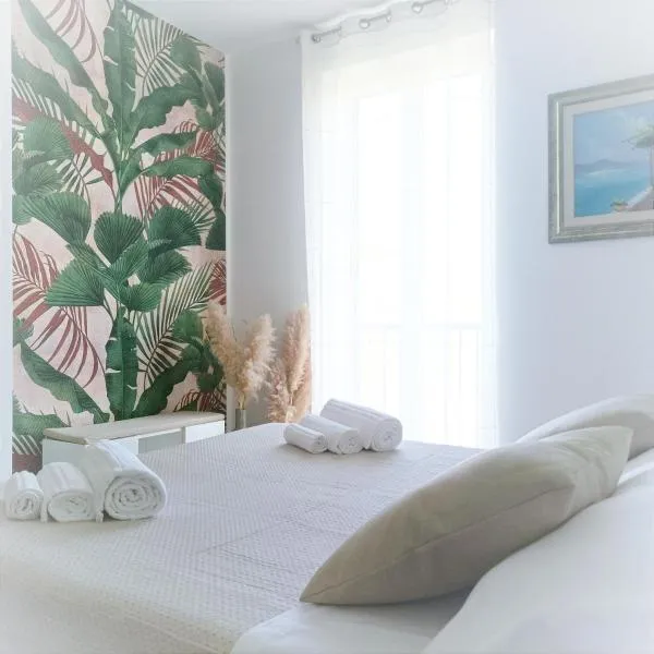 IL MELOGRANO RESIDENCE MARZAMEMI, hotel v destinaci Marzamemi