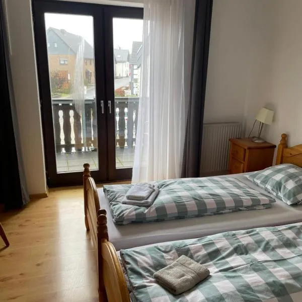 Landgasthaus zum Lammersdorferhof, hotel v destinaci Simmerath