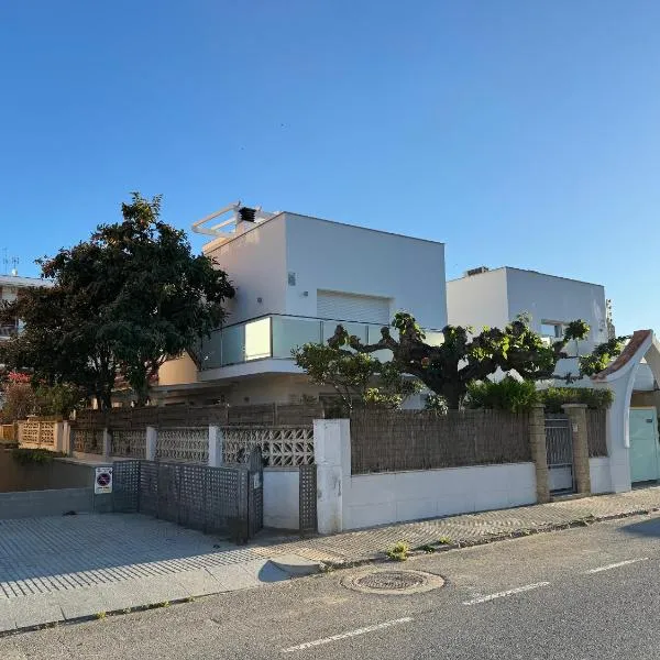 Villa Paula Trinidad, hotel v destinaci Salou