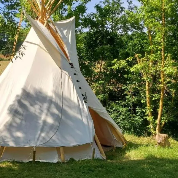 tipi des sioux, hotel v destinaci Moulayrès