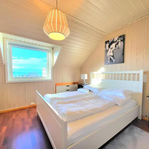 Sunset Penthouse, Fjord View & Parking, hotel in Trondheim