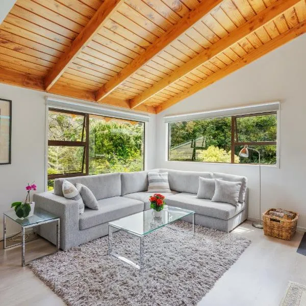 Palm Beach Waiheke Tranquil B&B, khách sạn ở Ostend