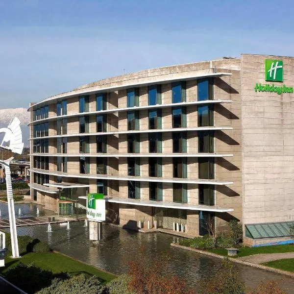 Holiday Inn Santiago - Airport Terminal, an IHG Hotel: Santiago'da bir otel