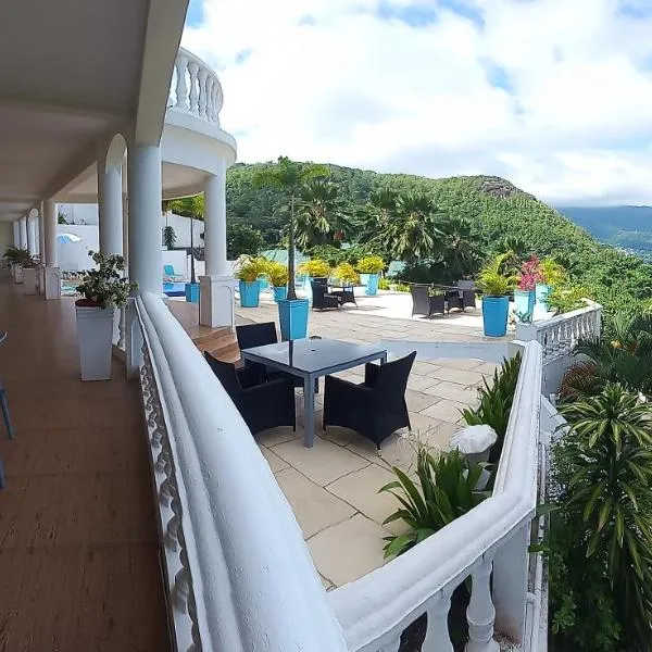 Petit Amour Villa, Seychelles, hotel in De Quincey Village