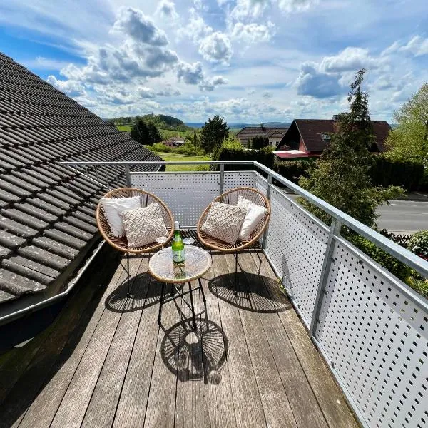 flair Apartment Stadtoase Fulda I private Sauna & Whirlpool I Balkon I 2x Parken I Kaffee I Highspeed WLAN I Disney plus, hotel em Fulda