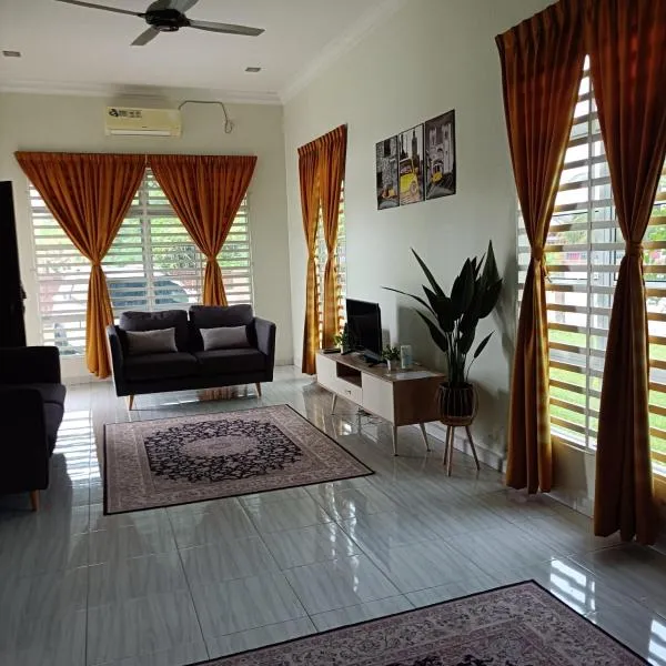 Homestay Haji Din Tronoh Perak, hotel v destinaci Teronoh
