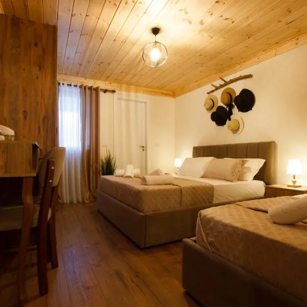 Guva Guest House, khách sạn ở Gjirokastër