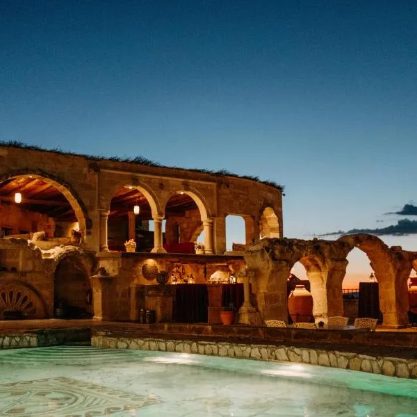 MUSEUM HOTEL - Relais & Châteaux, hotel v mestu Üçhisar