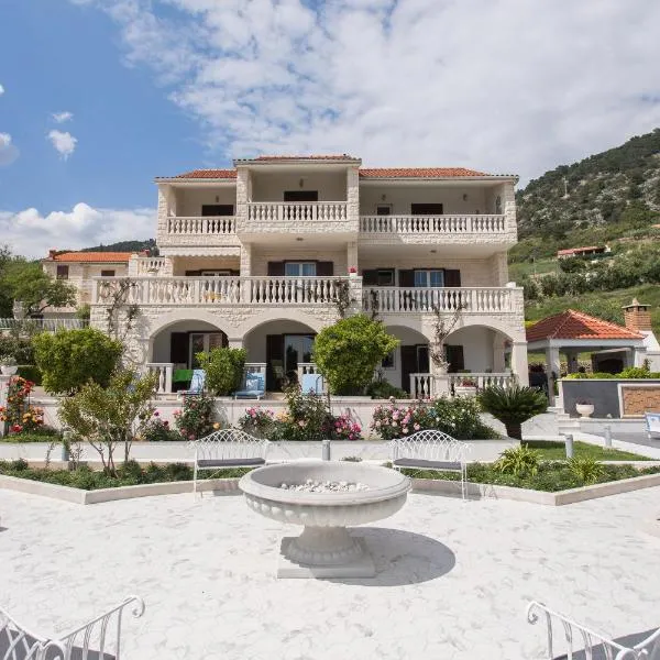 Apartments Villa Nena, hotelli Bolissa