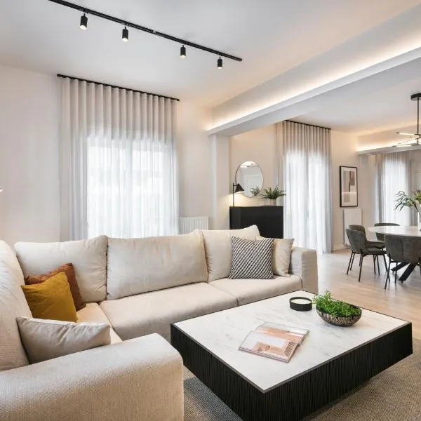 Athenian Modern & Luxury Apartments, hotel i Athen