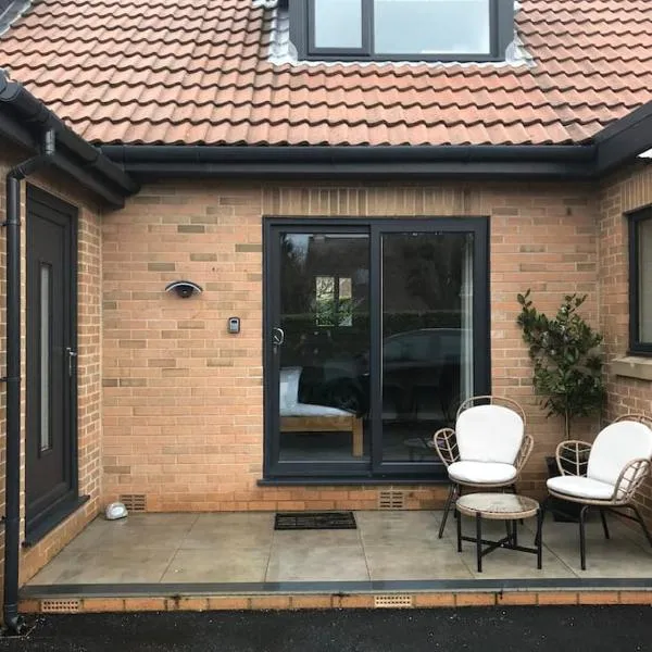 THE STUDIO - CHESTERFIELD - PEAK DISTRICT - EV point - Chatsworth, hotel v destinaci Chesterfield