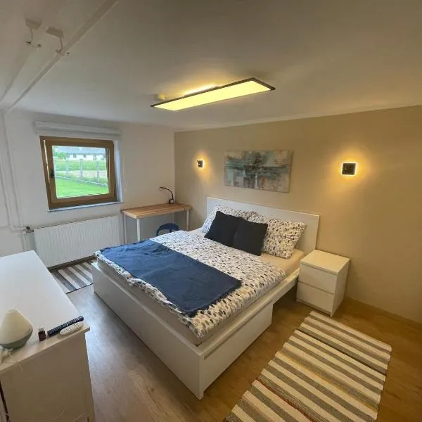 Ferienwohnung Waldhauser, hotel v destinaci Ferlach
