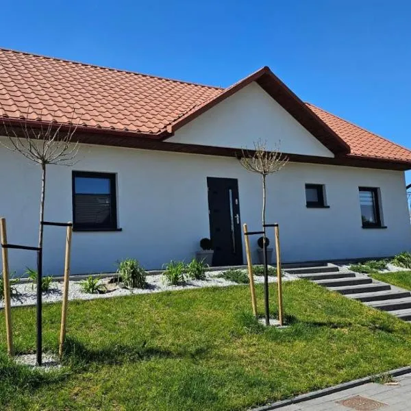 Galaxy Holiday House, hotel v destinaci Strzelinko