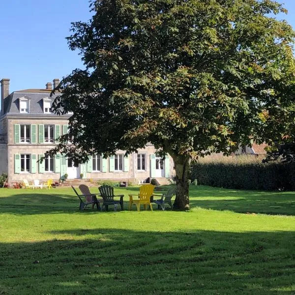 La Maison du Hommeel, hotel v destinaci Gratot