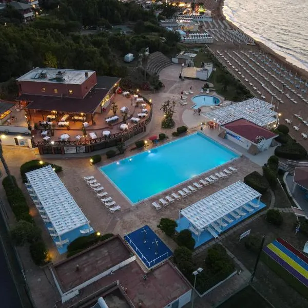 Amareclub Club Casarossa, hotel v destinácii Crotone