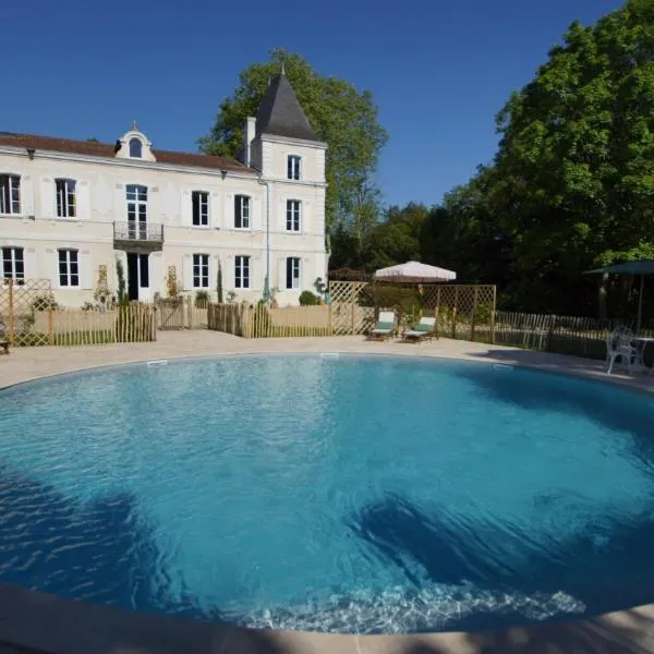 Armagnac, hotel i Moncaut
