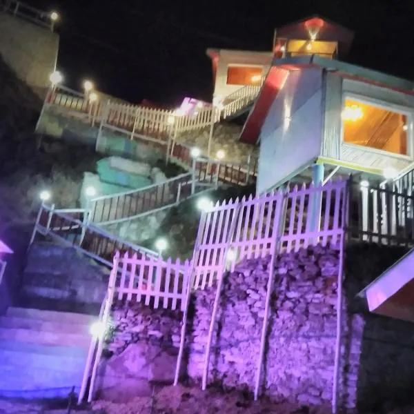 THE WONDERLAND COTTAGES & Cafe, hotel v destinaci Narkanda
