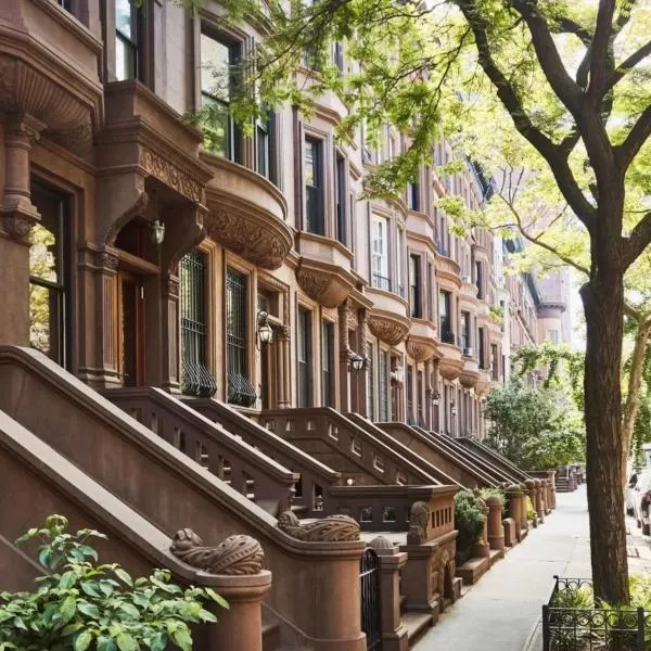 Cozy Townhouse in Manhattan, hotel v destinaci New York