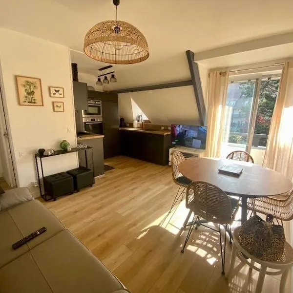 La douce escapade, Superbe T2, 4 pers - parking, balcon, hotel in Villers-sur-Mer