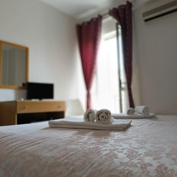 Il Quadrifoglio, hotel v destinaci Frascineto