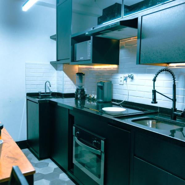 Studio a 100m Cambuí, Bosque, Centro - Home Office, Garagem, Piscina, Sauna, Jacuzzi, Fitness - Foto 4