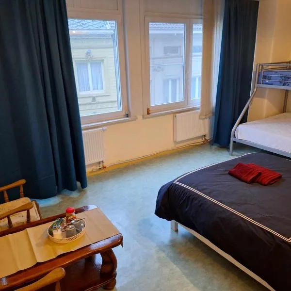 Slaapkamer markt Geraardsbergen, hotel v destinaci Geraardsbergen