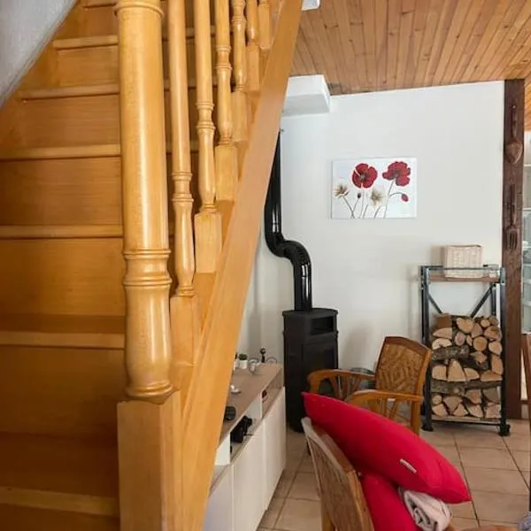 Charmante maison à la montagne, hotel v destinaci Belcaire