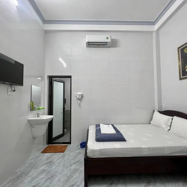 Nhà Nghỉ Thiên Tân 2, hotel v destinaci Quang Ngai