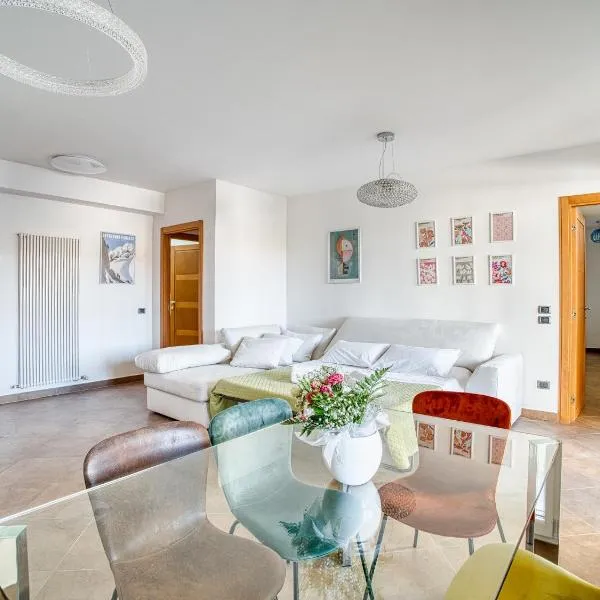 Luxury Residence Oikos - Apartment with Parking, hotel in Perugia