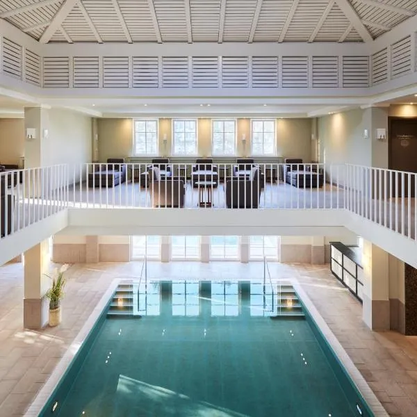 Strandhotel Zingst, hotel v destinaci Zingst