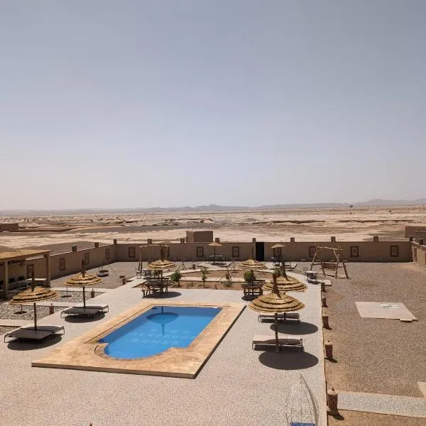 Traditional Riad Merzouga Dunes: Taouz şehrinde bir otel