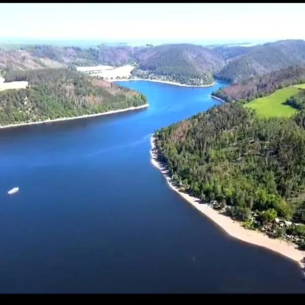 Ferienhaus in Thüringen Nähe Hohenwarte Stausee, hotel v destinaci Unterwellenborn