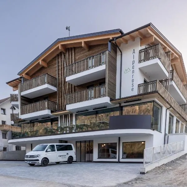 Hotel Alpenrose, hotel San Valentino alla Mutában