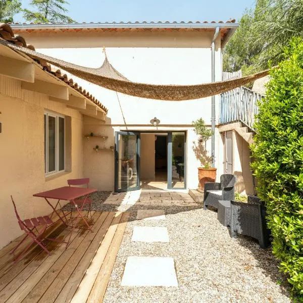 Maison Marvic, Le Laurier T2, hotel in Apt
