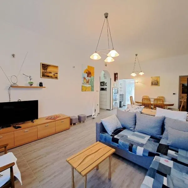 Apartment Bonaca, hotel in Dajla