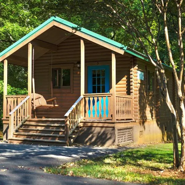 Lake Wylie에 위치한 호텔 Carowinds Camp Wilderness