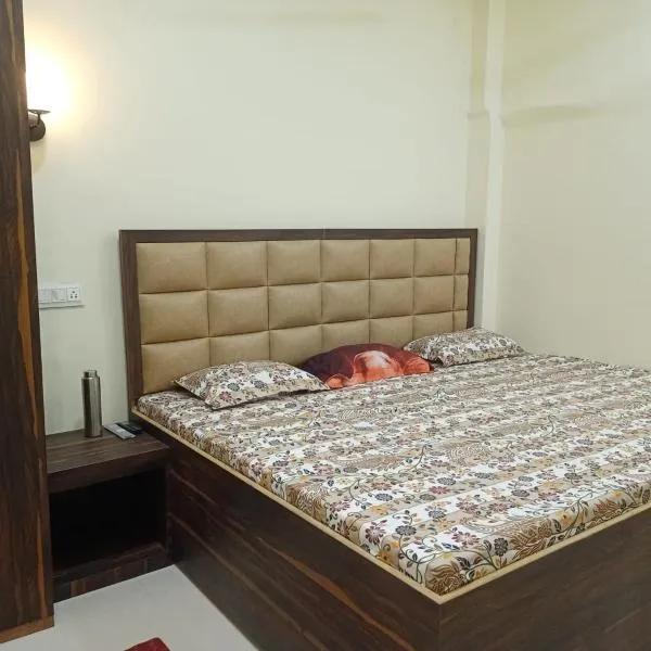 CHINTA HARAN REST HOUSE: Deoghar şehrinde bir otel