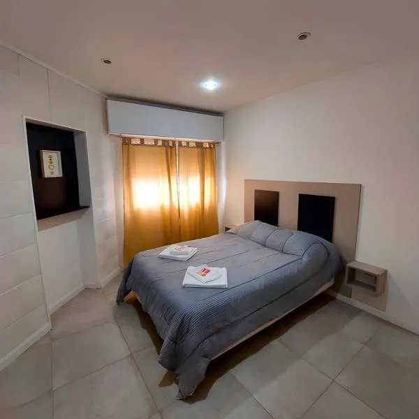Complejo calle Cordoba Departamento 2, hôtel à General Roca