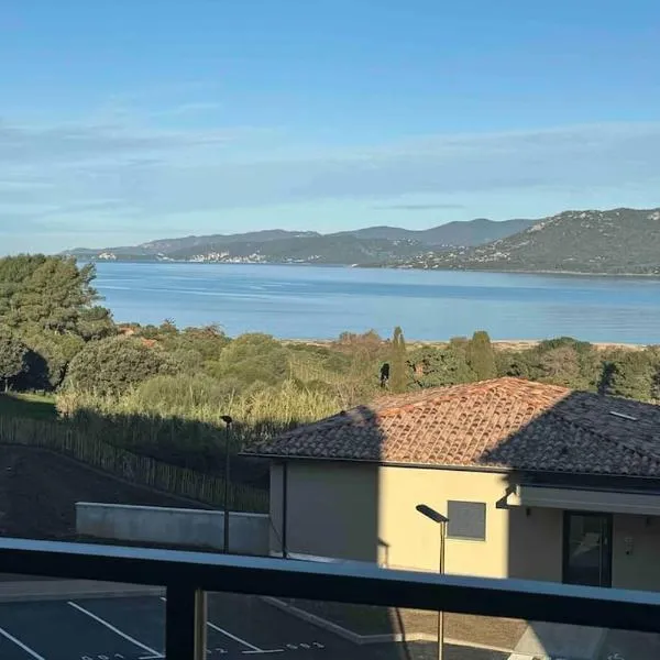 Appartement récent, tout confort , vue mer, plage à 5min, hotel a Propriano