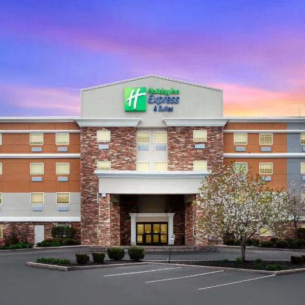 Holiday Inn Express & Suites Carmel North – Westfield, an IHG Hotel, hotell i Westfield